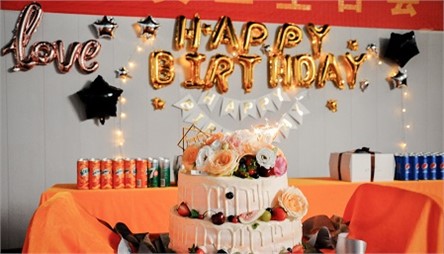 員工生日會(huì) 來(lái)自西迪家人的關(guān)懷 員工生日會(huì) 來(lái)自西迪家人的關(guān)懷