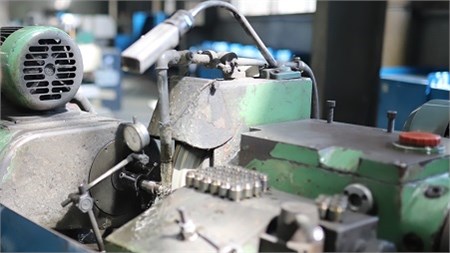 硬質合金磨加工時出現裂紋的原因和預防措施 硬質合金磨加工時出現裂紋的原因和預防措施