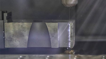 三種深孔精密零件加工辦法一覽 三種深孔精密零件加工辦法一覽