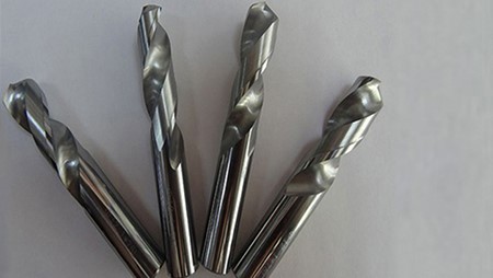 硬質(zhì)合金鉆頭種類和鉆孔注意要點(diǎn) 硬質(zhì)合金鉆頭種類和鉆孔注意要點(diǎn)